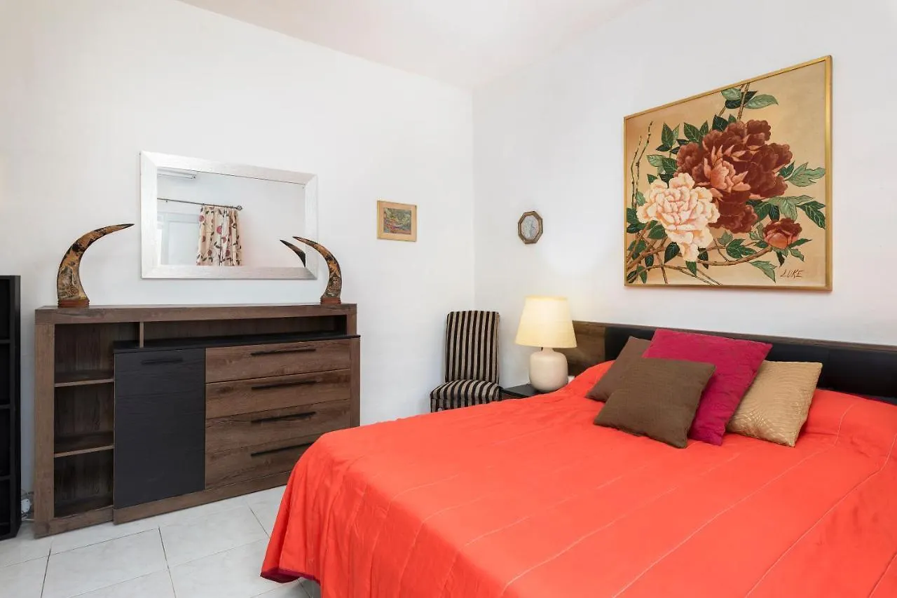 Apartment Modern, 2Bd Maisonette With Spacious Yard - Stylish & Close To Seafront Gzira Malta