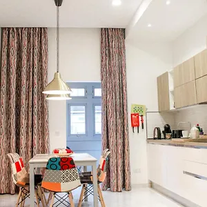 Apartment Qliving New Sliema Promenade, Gzira